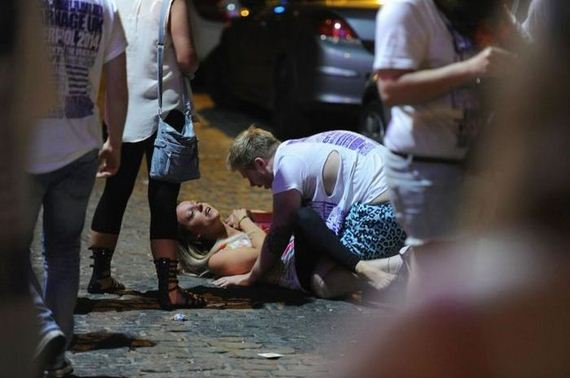 british_young_drinkers