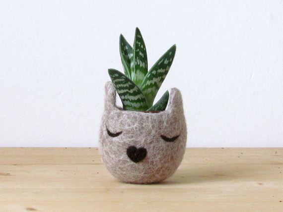 felt-vase