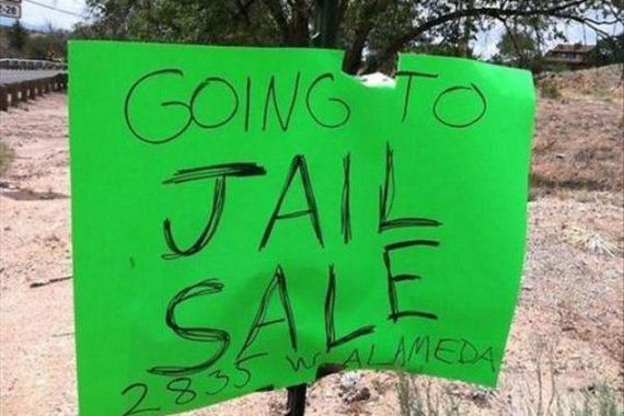 garage-sale-signs