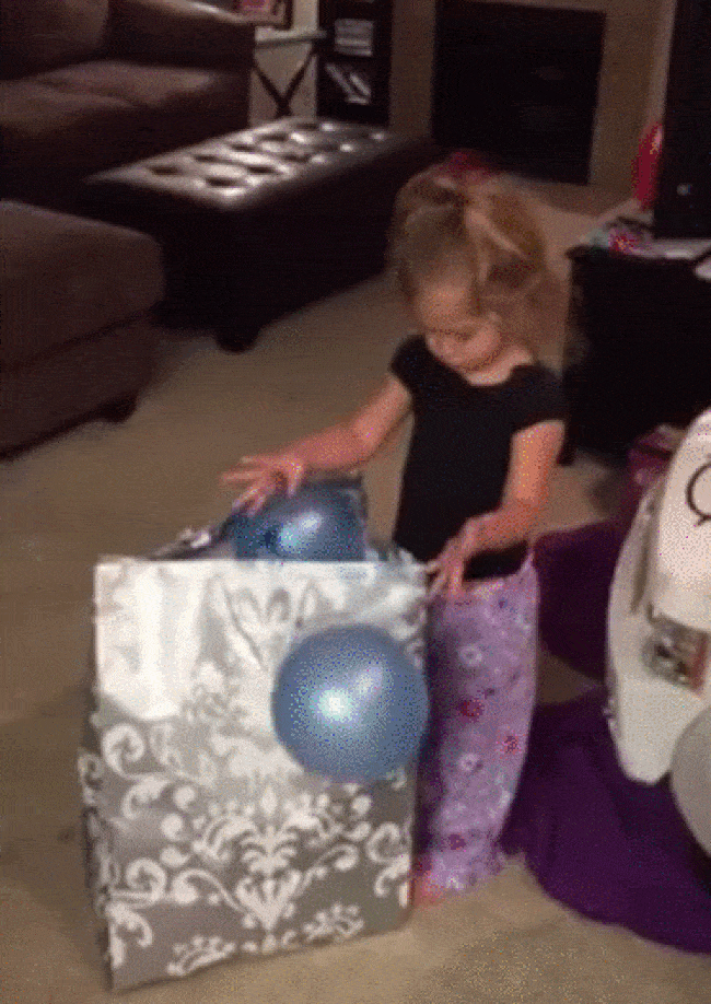 kid-reaction-sibling