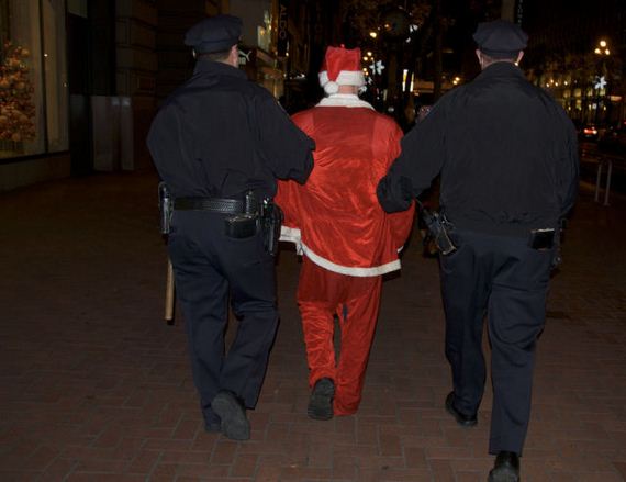 santacon_craziness_kicks