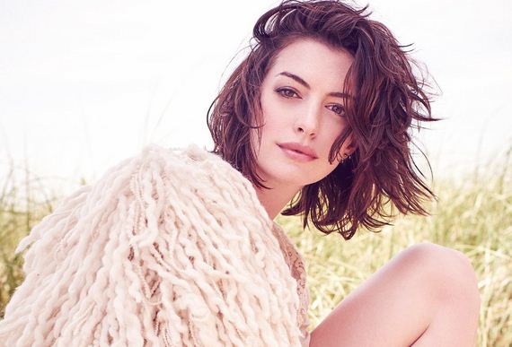 Anne-Hathaway-Glamour