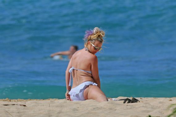 Britney-Spears-bikini