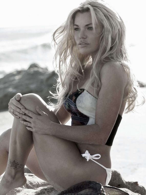 Colleen-Shannon-bikini