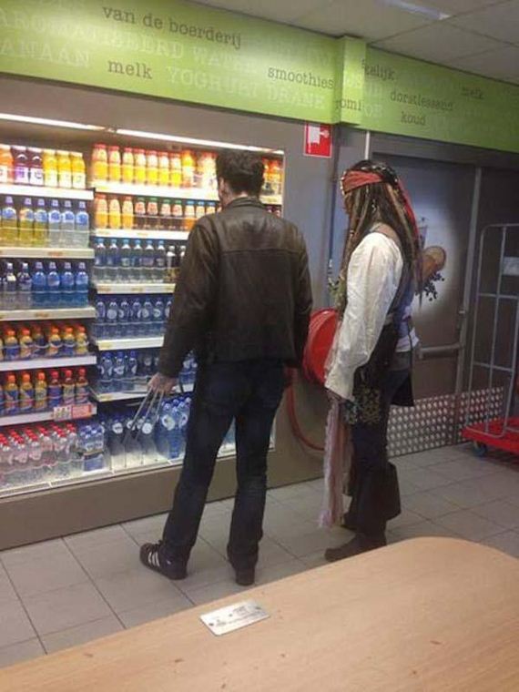 Costumers-caught