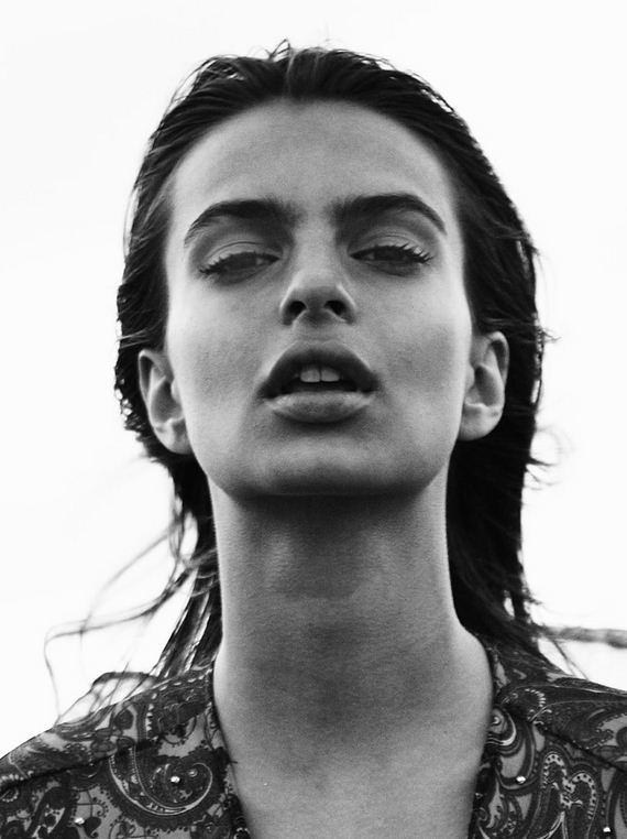 Emily-Ratajkowski2