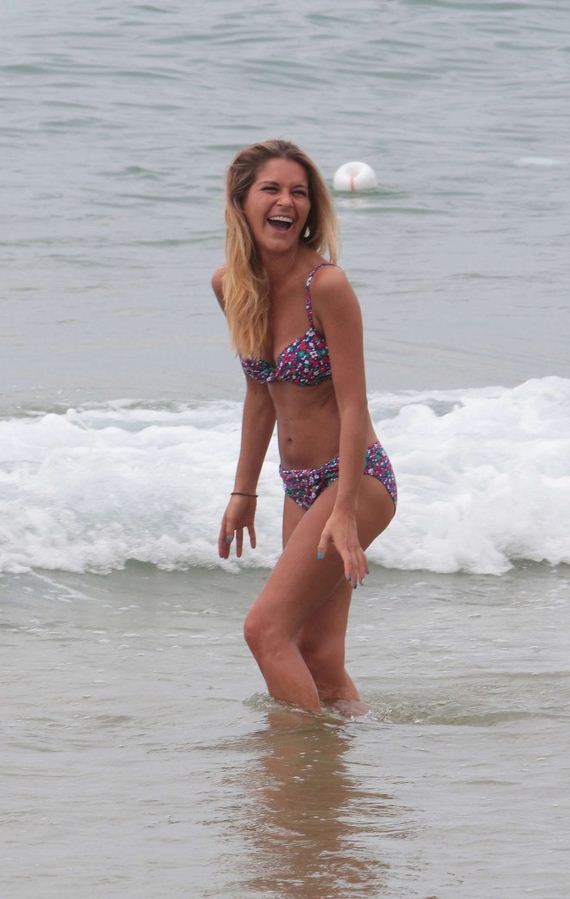 Gemma-Oaten-in-Bikini
