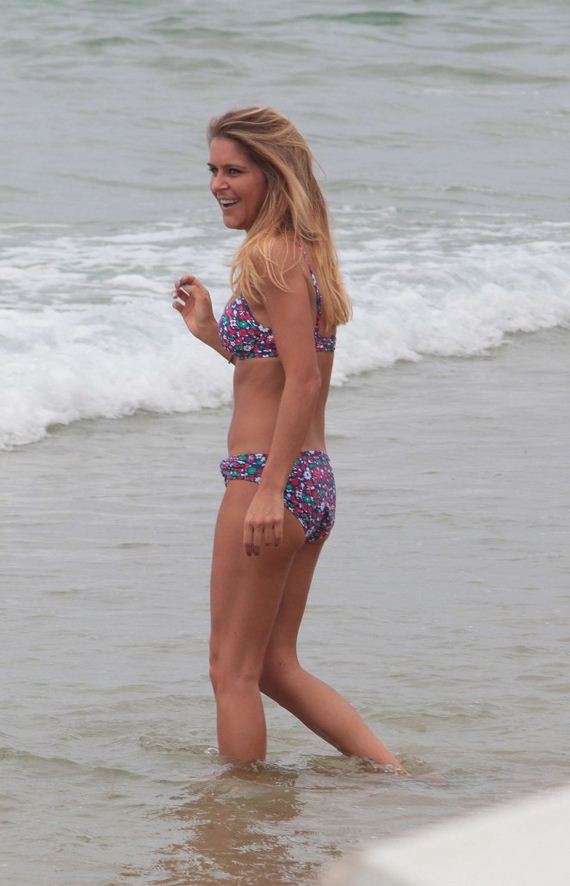 Gemma-Oaten-in-Bikini