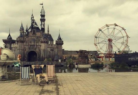 Welcome-Dismaland