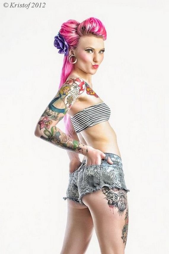 Women-with-Tattoos1