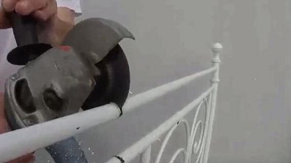 angry-ebay-user-cuts