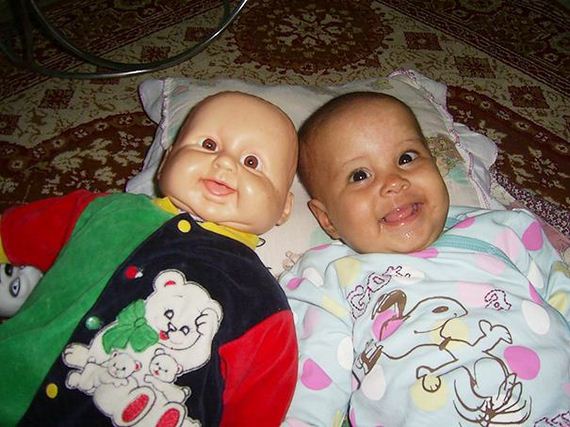 babies-and-look-alike-dolls