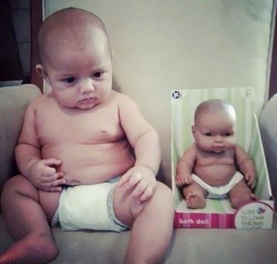 babies-and-look-alike-dolls