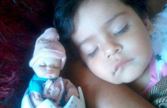 babies-and-look-alike-dolls