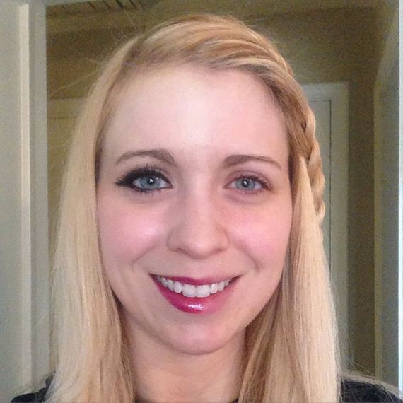 makeup-selfie-woman