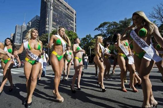 miss_bumbum_2015