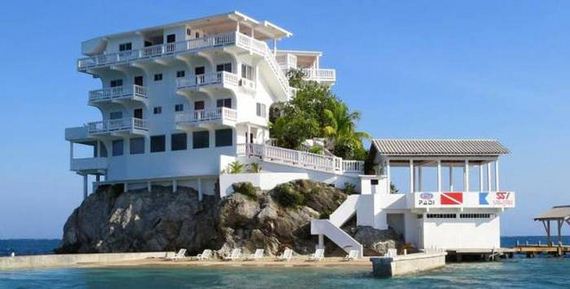 this_idyllic_island_villa