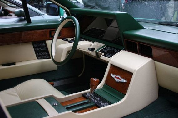 aston_martin_lagonda