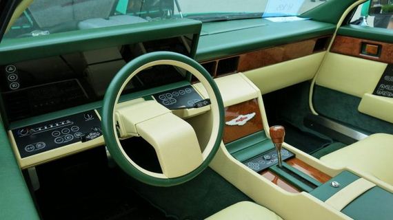 aston_martin_lagonda