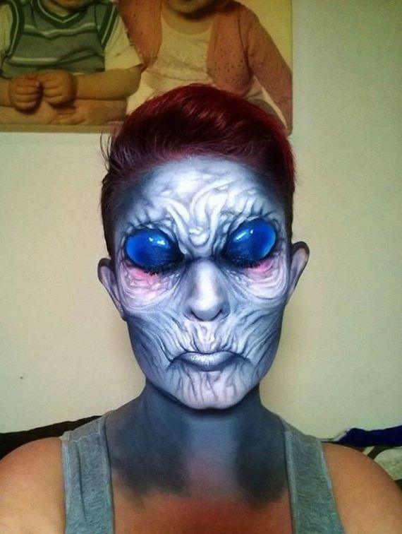 nikki_shelley_artist_paints