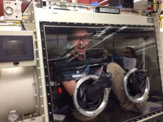 work_fails_job_lols