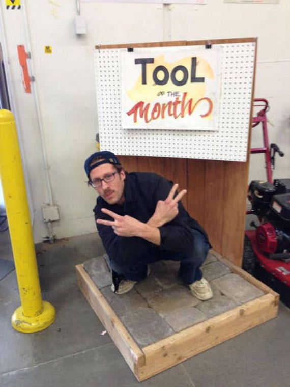 work_fails_job_lols