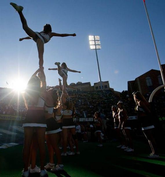 college-cheerleaders