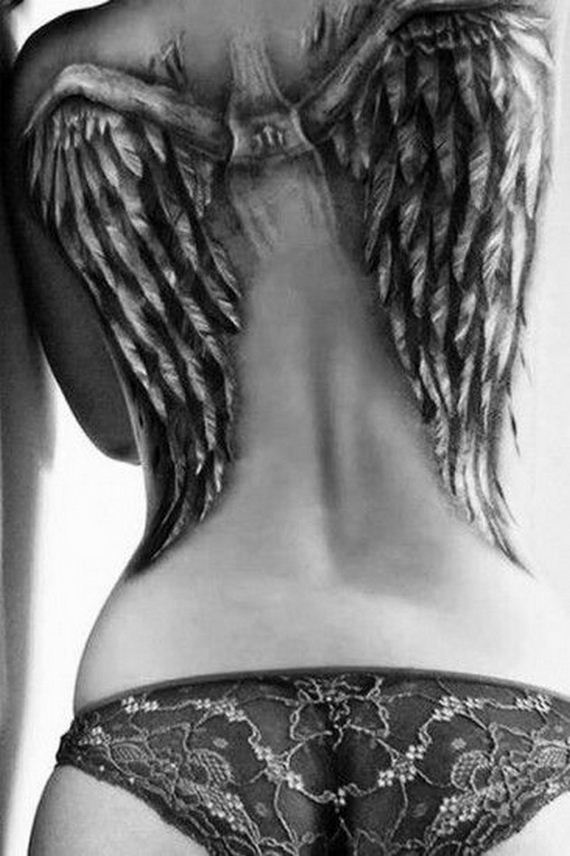 Women-with-Tattoos-4-6