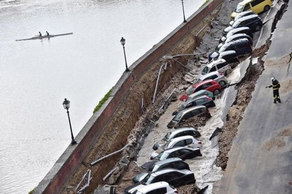 parking_collapse