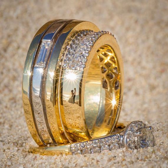 ring_reflection_wedding_photography
