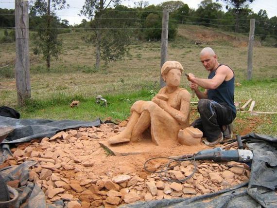 sculpture_made_of_stone