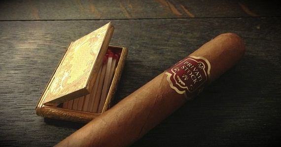 timeless-tradition-that-is-cigar-smoking