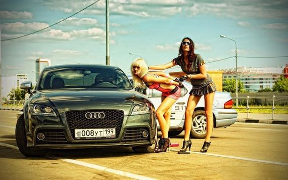 Girls-with-Cars-10-10