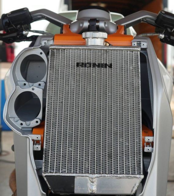 a-ronin-magpul-motorcycle