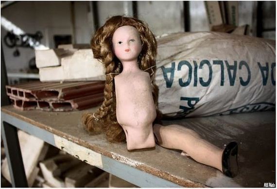 abandoned_doll_factory