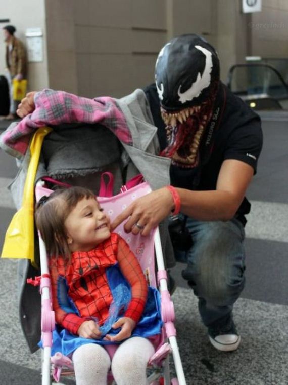 father_daughter_halloween