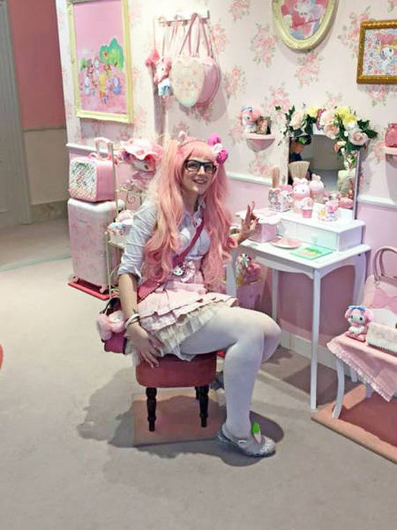 hello_kitty_fan