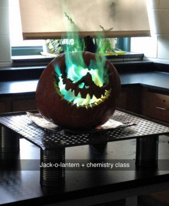 its-beginning-to-look-a-lot-like-halloween