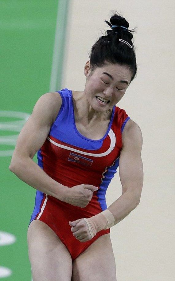 photos_olympic_gymnasts