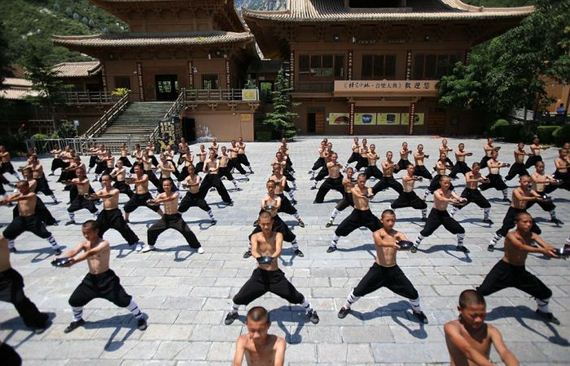 shaolin_kung_fu_monks