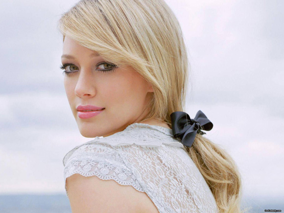 Hilary-Duff-Naked-Pictures-Scandal