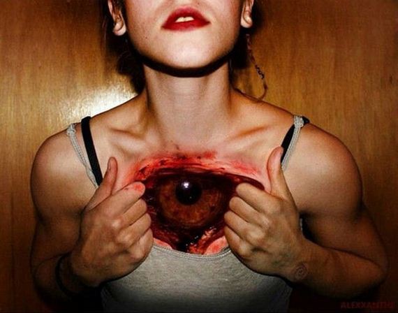 06-creepy-realistic-tattoos