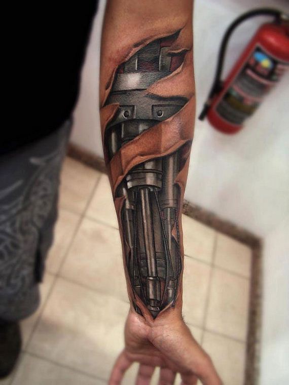 19-creepy-realistic-tattoos