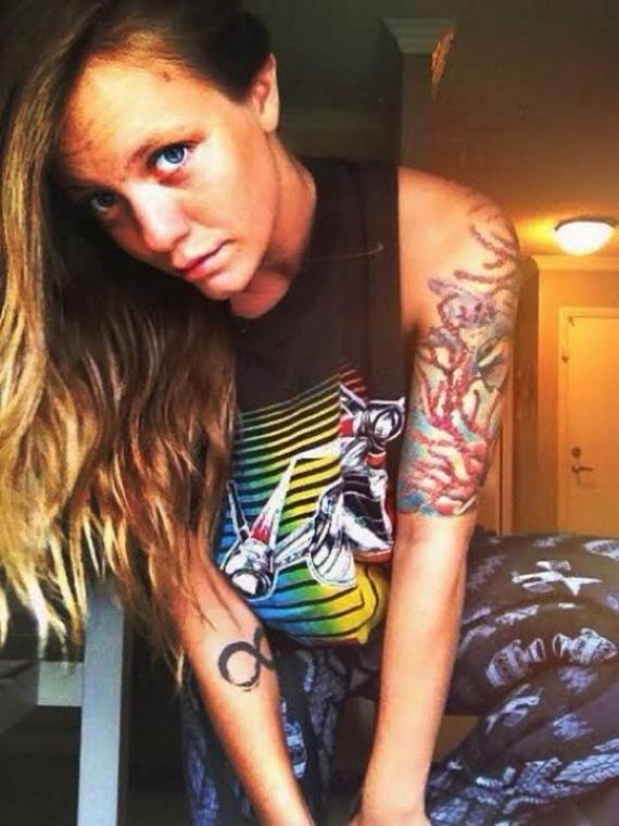 06-girls-with-tattoos