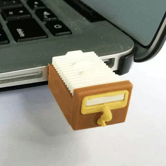 cool-thumb-drive-computer-file-drawer