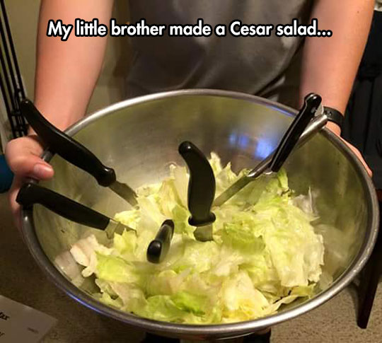 funny-salad-bowl-knife