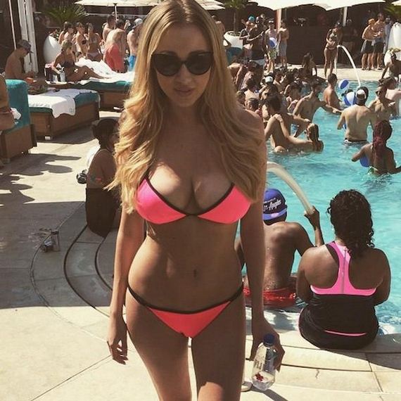 14-girls-in-bikini