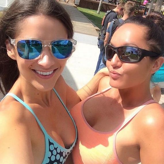 18-girls-with-glasses