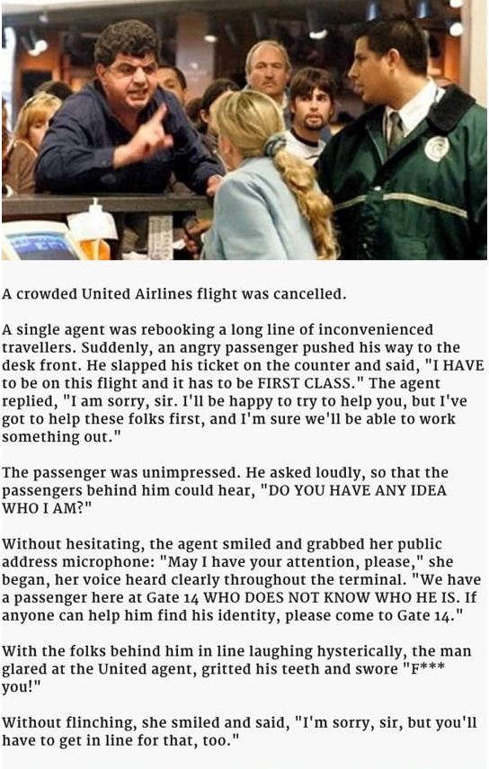 funny-airport-united-airlines-employee-fight
