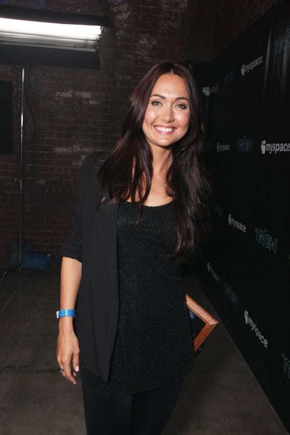 40 Sexy Pictures Of Jessica Chobot.